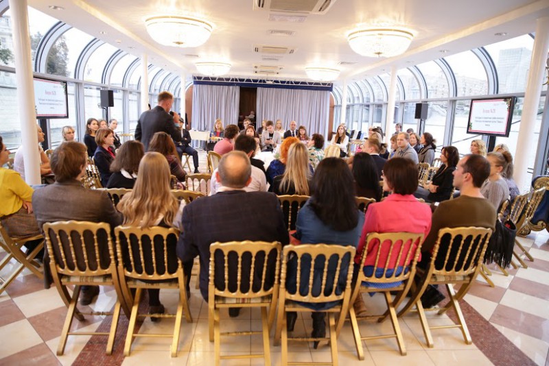 EFFECT UP CONFERENCE INCREASE THE EVENTS EFFICIENCY