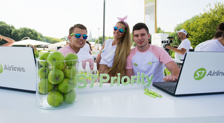 S7 Airlines Sponsorship Integration with Afisha Picnic 2017