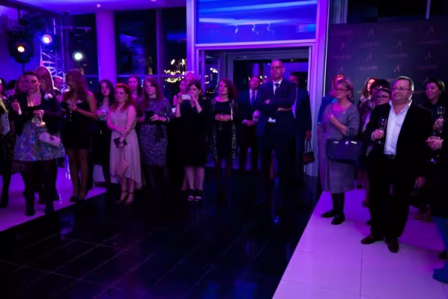 ARTISTRY YOUTH XTEND presentation