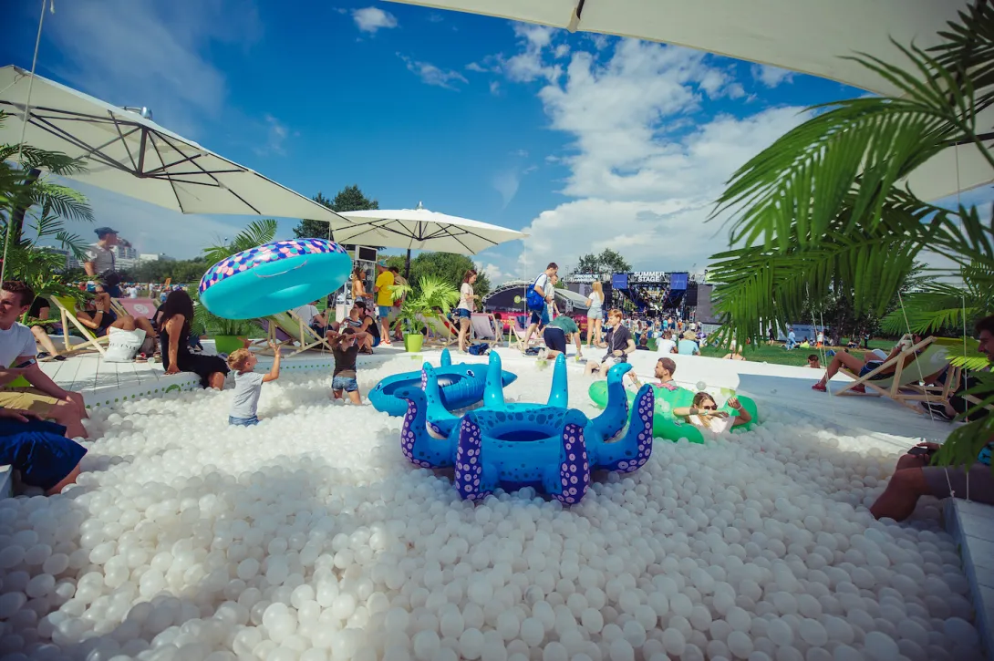 S7 Airlines Gate7 branded space at Summer Fest
