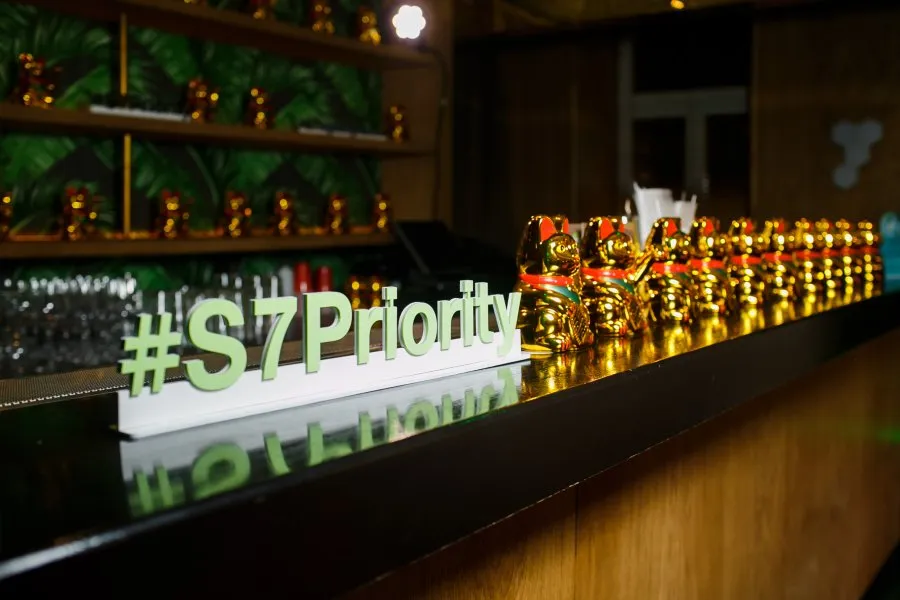 S7 Airlines Night Flight Show