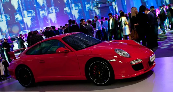 Porsche Night Show
