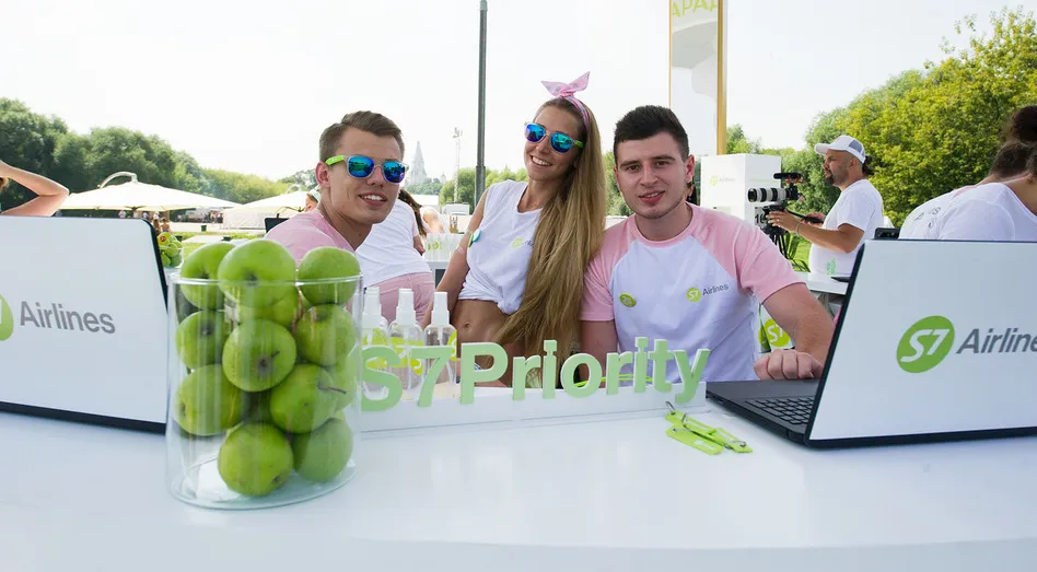 S7 Airlines Sponsorship Integration with Afisha Picnic 2017