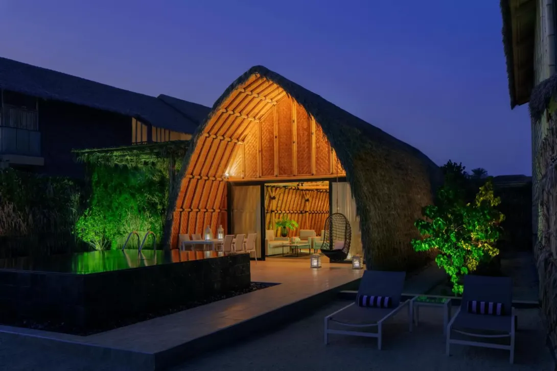 Anantara World Islands Resort