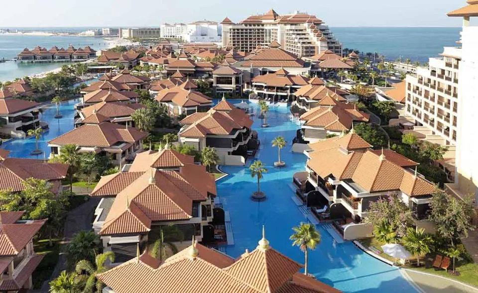 Anantara World Islands Resort