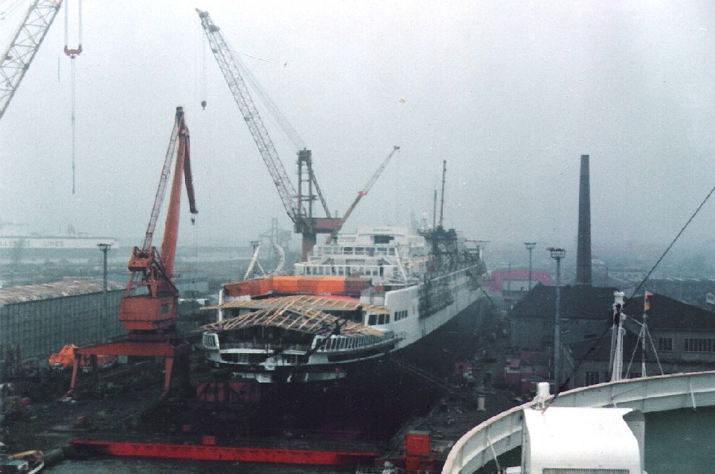Queen Elizabeth 2